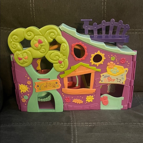 Vintage 2007 Littlest Pet Shop LPS Purple Clubhouse Playset - Picture 1 of 14